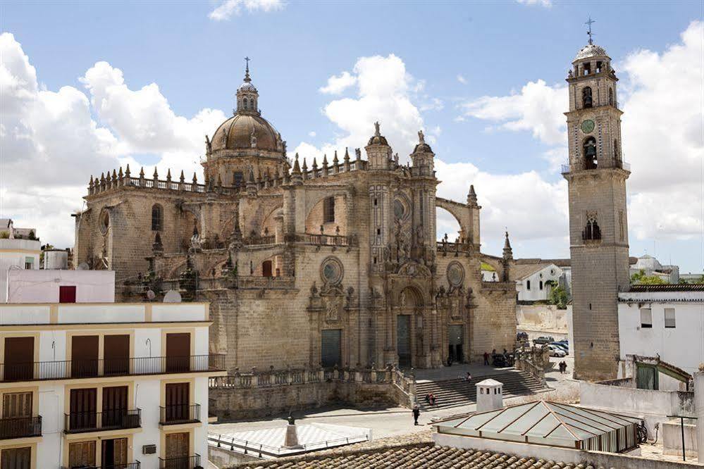 Bellas Artes Catedral Jerez de la Frontera Esterno foto